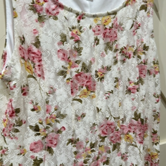 EUC Perception NY sleeveless dress size medium. Pit 19”. Length 39” - Picture 3 of 4